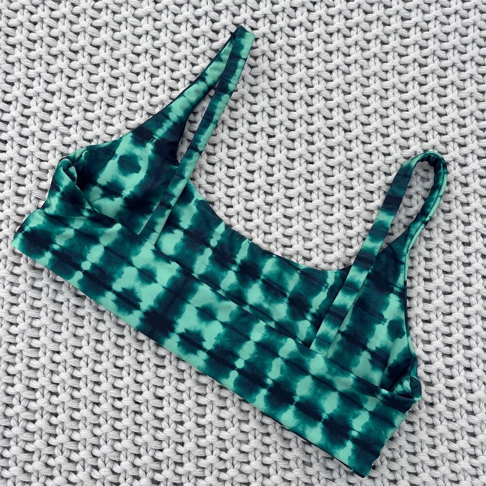Skatie• ‘Maya’ Bikini Top in REGGAE Print - Picture 4 of 13
